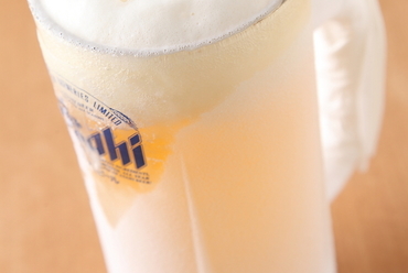 美味い刺身には、キンキンに冷えたビールを
