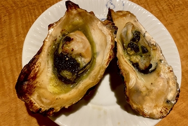 当店大人気メニュー!!大粒牡蠣のオーブン焼き バジル&ガーリック