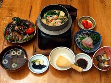 しののめ鶏ちゃん お得な定食メニューもあります