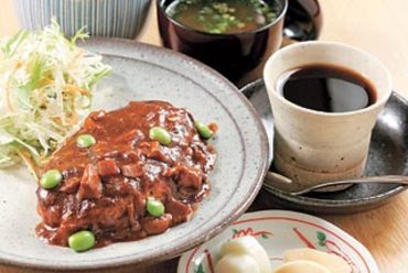 一番人気の「ロースかつ定食」