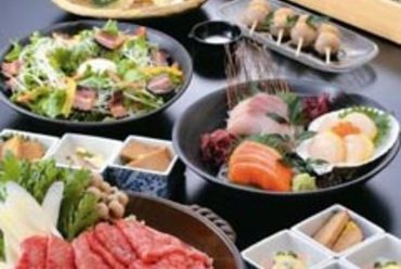 絶品2大鍋!「山形産 霜降り和牛すき焼き」と「北海産生タラバとずわいの蟹すき鍋」さぁあなたはどちら?