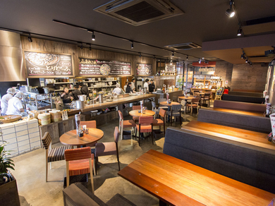 落ち着きのある店内