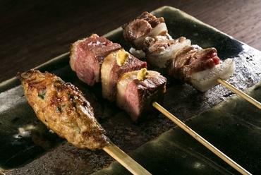 自家農場直送の、山形の最上鴨を満喫する『鴨串焼き 3種』