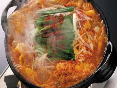 辛さが選べる名物【赤から鍋】