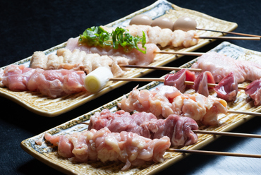 国産鶏を使用した『焼鳥の盛り合わせ』(10本)