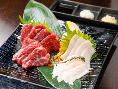 めずらしい“たてがみ”もあますことなく味わえる『馬刺し』