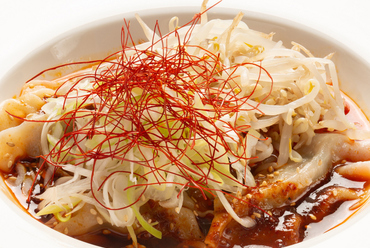 もちもち食感の水餃子とピリ辛のタレが相性抜群な『よだれ餃子』