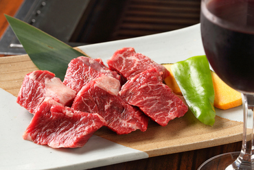 名物! 赤身が多く柔らかで、食べやすいと人気の『ハラミ』