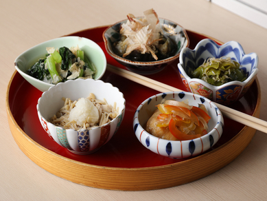 京料理ならではの『おばんざい 盛り合わせ5種』