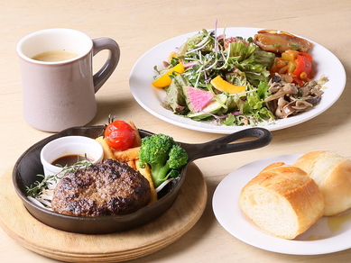 常陸牛100%ハンバーグスキレット