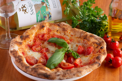 薪窯ピッツァFeliche