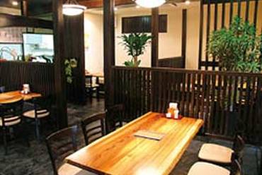 店内の落ち着いた雰囲気で、体に栄養を蓄えてください!