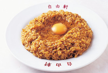 初代が考案したスパイシーな逸品。名物カレー 650円