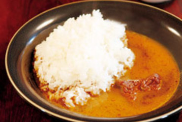 カレーライス800円は開店当時から人気