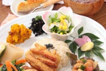 動物性食材を使わないヘルシーランチ