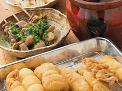 定番の『串かつ』や『豚かつ』のほか、人気はレンコン