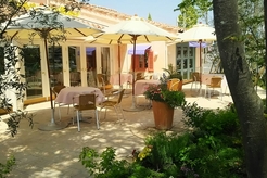 キャナリィ・ロウ四日市店