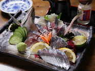 天然鳴門の丸あじ造り