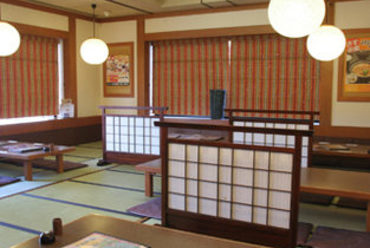 小グループから40名様まで対応できる大広間あります。