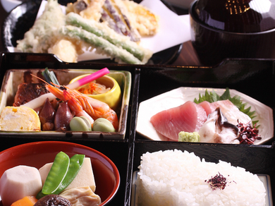 見た目も美しい 松花堂弁当