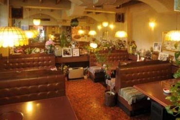 気軽に美味しい松阪牛を楽しむ事が出来るレストランもございます