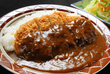 とんかつ屋自慢の『ロースカツカレー』