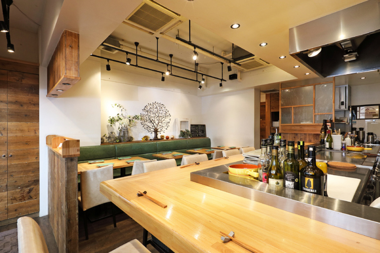 Haru Dining 茅場町 イタリアン のお店の雰囲気 特徴 ヒトサラ