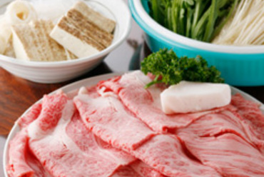 特選 近江牛すき焼き【あしらい一式、ご飯、香の物付き】