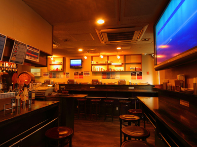 大型スクリーンでライブ感を味わえる ~City倶楽部~