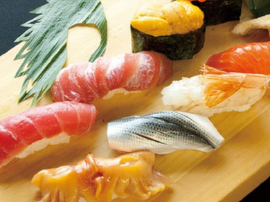 豊洲から仕入れる新鮮で旬の食材で寿司や料理をご提供致します!