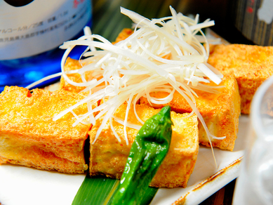 絶品!目黒豆腐店伝統の味『手作り揚げたて厚揚げ 』