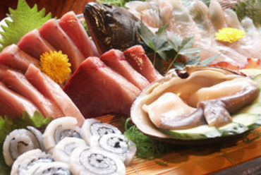 港から直送の新鮮な魚