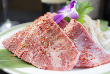 10分の1しかとれない良質部位を贅沢に味わえる『石垣牛特撰みすじ』(150g)