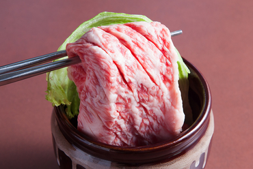 自家製の秘伝ダレに漬けこんだ『壺漬け一本焼き』