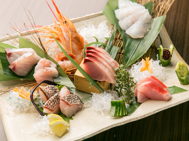 南青山ひふみお勧め! 【玄海灘直送の天然魚】『お造り盛合せ』