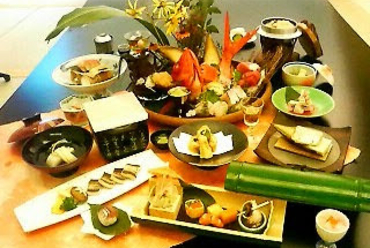 大切な方の歓送迎会を日本料理で。会席コースは6000円〜ご用意