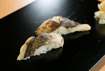 地元の仙台朝市で取れた新鮮な『あなご』は素材の風味を生かした絶妙の味で、口の中で柔らかくほどけます