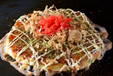 海鮮と豚肉の組み合わせで、奥深い味わいが魅力の『壱善デラックス玉』