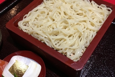 旨味と香りを堪能できる『かつおのたたき』