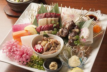 馬鹿かも盛 ~鮮度抜群だからできるこの豊富なラインナップ!どれを食べてもウマいと唸る絶品盛り