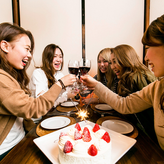 Kanata 渋谷店 渋谷センター街 公園通り 居酒屋 の料理 店内写真 ヒトサラ
