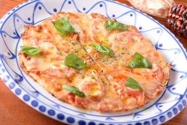 バジルの香りとコクのあるチーズが食欲をそそる『マルゲリータ』