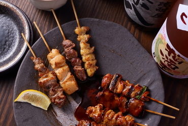 『炭火やきとり』は入荷した日にはレア食材も楽しめます