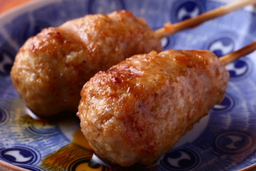 ジュワっと広がる肉汁がやみつきになる『つくね(タレ/塩)』