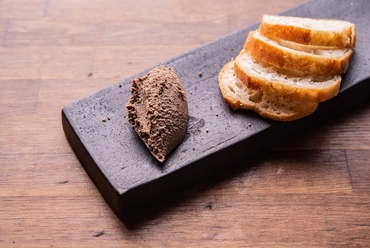 口の中に広がる味わいが絶品『熊本 黒毛和牛 鉄板焼 ~パルミジャーノチーズのスコール~』