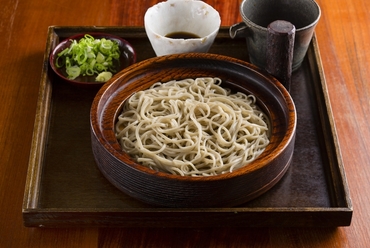十割蕎麦ながら香り、風味、喉越しのバランスが素晴らしい『せいろそば』