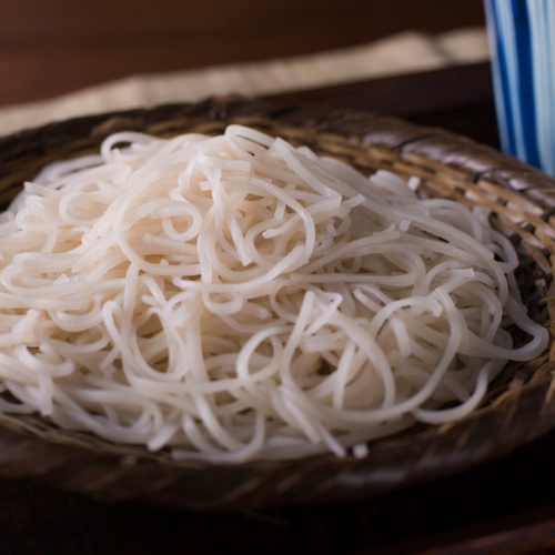 手打ち蕎麦と料理 耳 すすきの そば の料理 店内写真 ヒトサラ