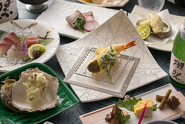 <人気No.1>食通も唸る絶品天ぷらを堪能する! 『てん樹コース』4200円(税込・+1800円で飲み放題付)