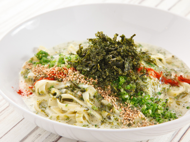 クリーミーな磯の香りがたまらない!あおさのりのクリームパスタ