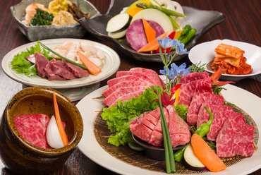 お肉大好きな人にオススメ『大皿盛コース』